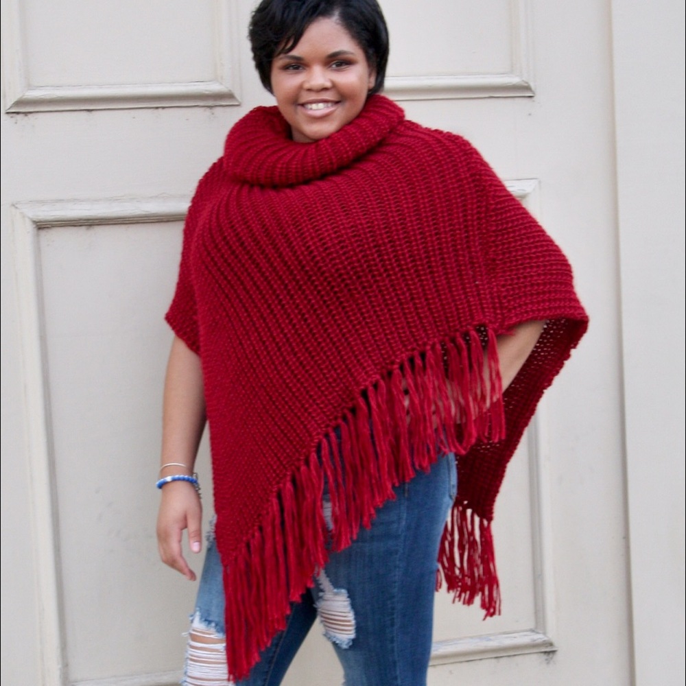 Cowl Neck Fringed Poncho in Red